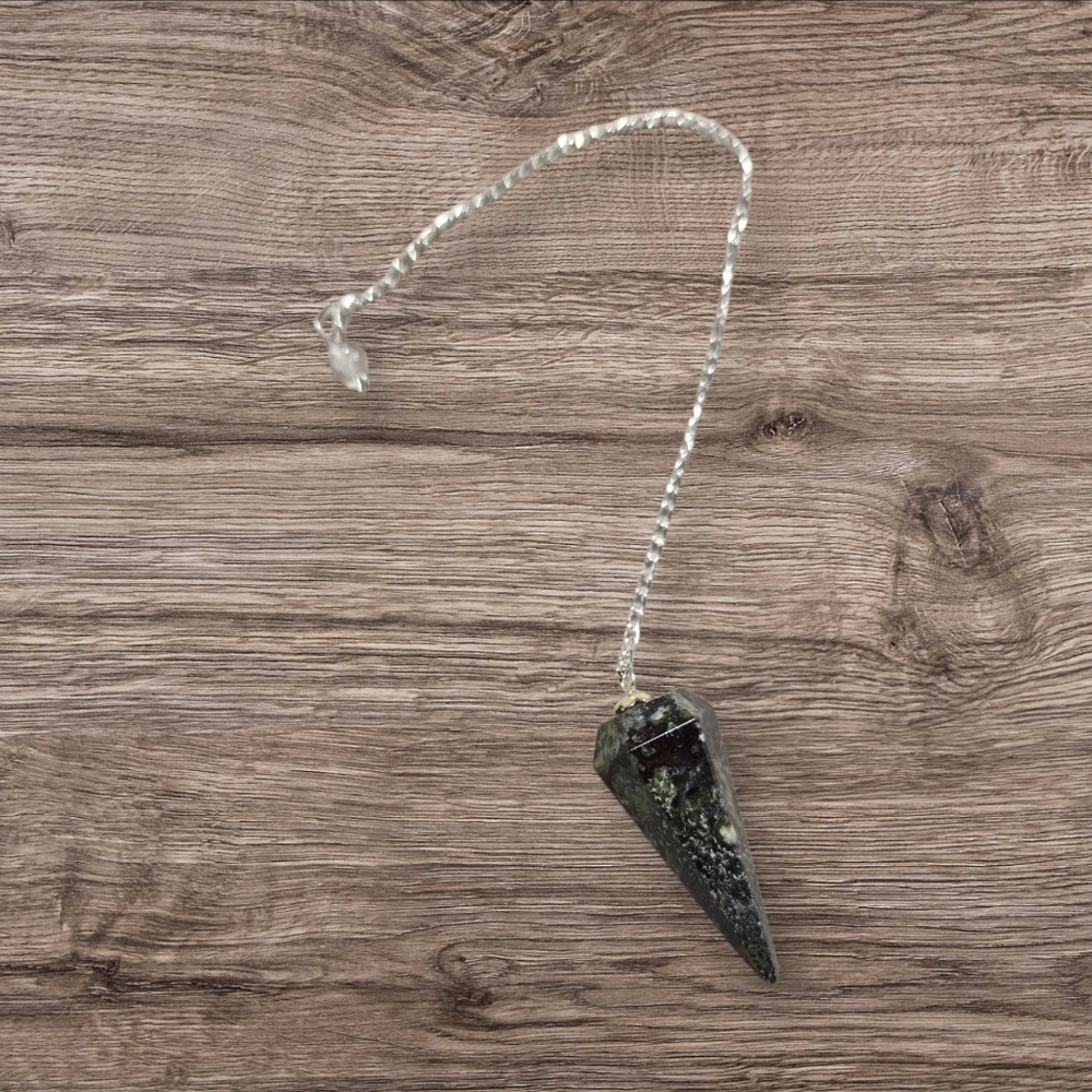 Dragon Blood Pendulum